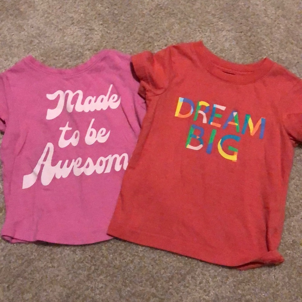 Short sleeve tops